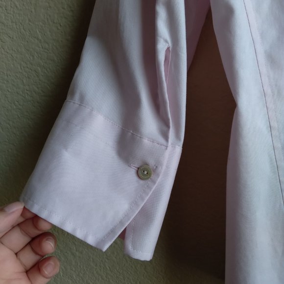 Foxcroft Light Pink Button Down Shirt with 3/4 Sleeves - Picture 3 of 5